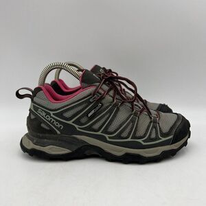 Salomon Women's Black and Pink Ankle Boots